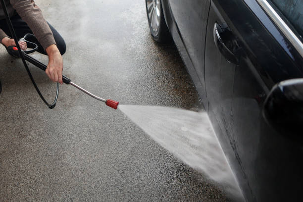 Best Roof Pressure Washing  in Bernie, MO